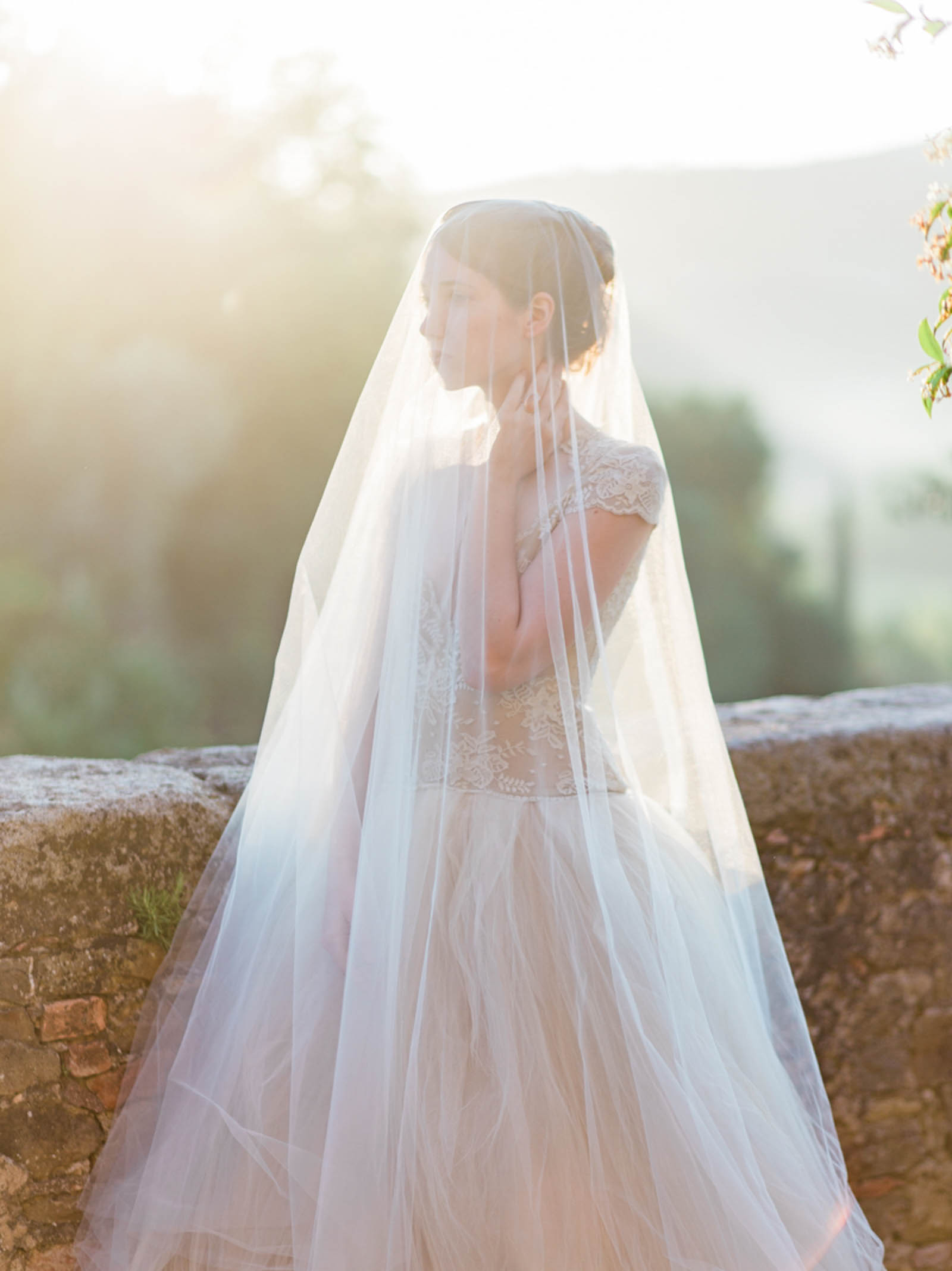 Tuscany Italy Wedding Inspiration | Married Morenos