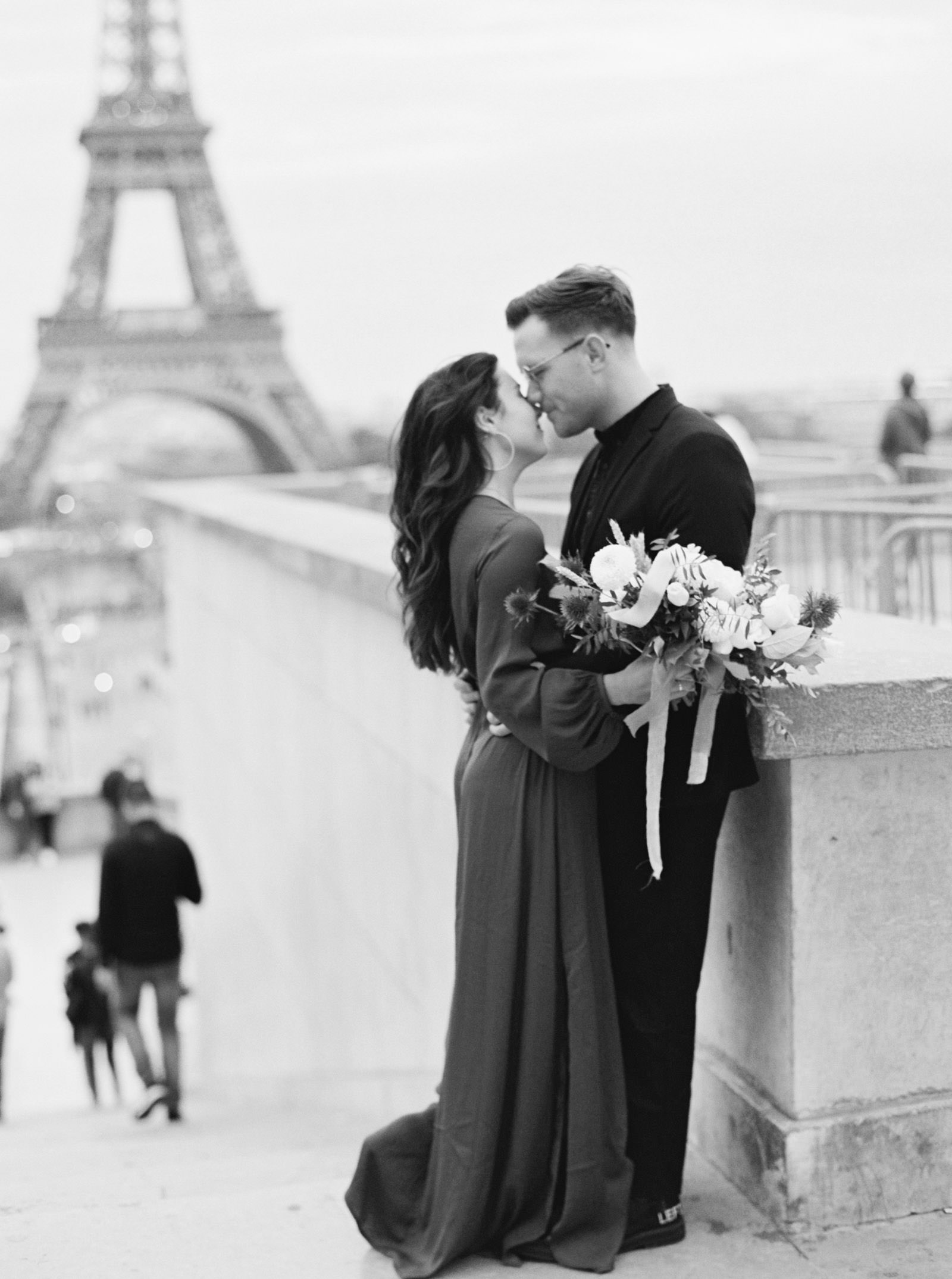 Romantic Eiffel Tower Engagement Photos - KR Moreno
