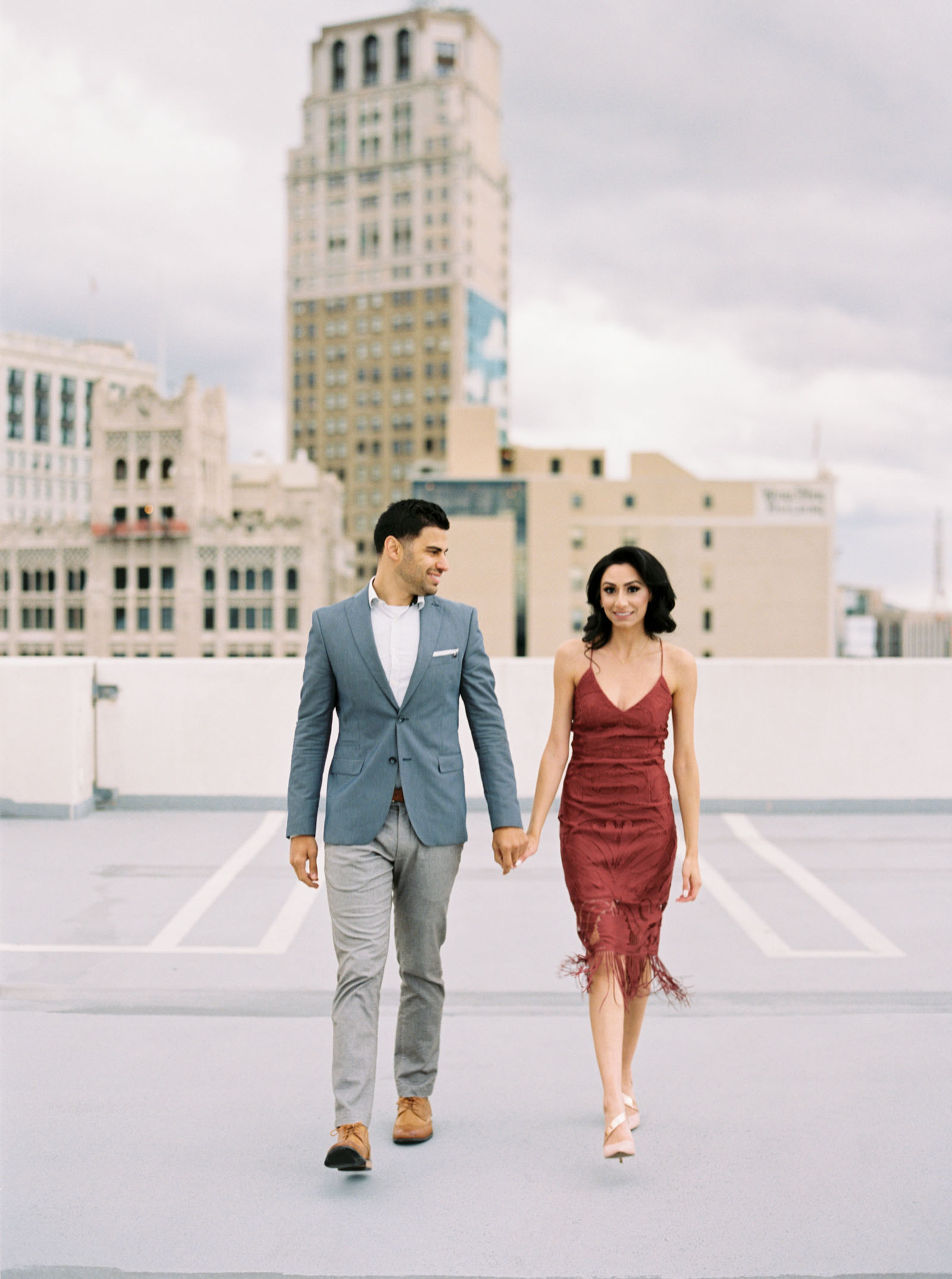 Engagement Photo outfit inspiration -krmorenophoto